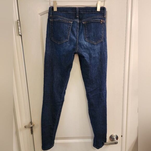 Joe's Jeans Icon Mid Rise Skinny Jeans size 28 Dark Blue Wash - Picture 8 of 9